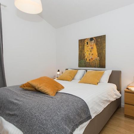 Apartments Agava Romantic Rabac Bagian luar foto