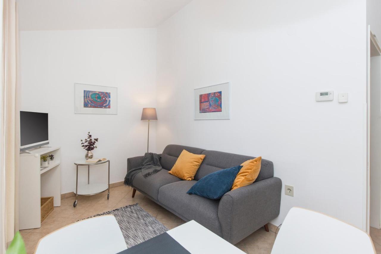 Apartments Agava Romantic Rabac Bagian luar foto
